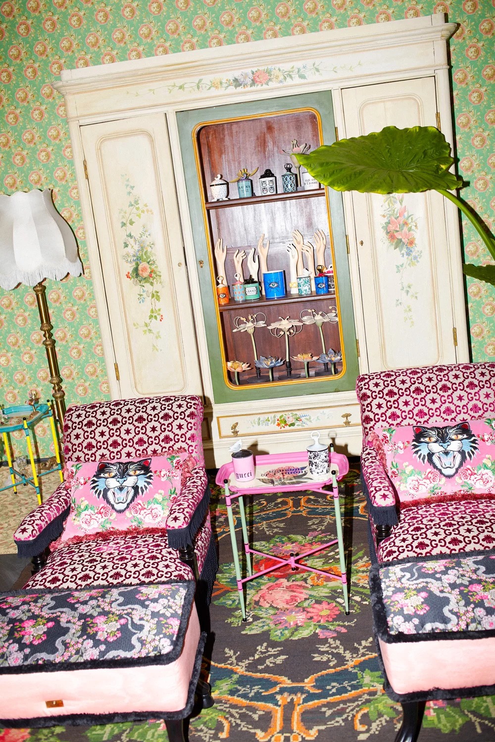 gucci_pop_up_decor_store_milan_design_week_designboom_13