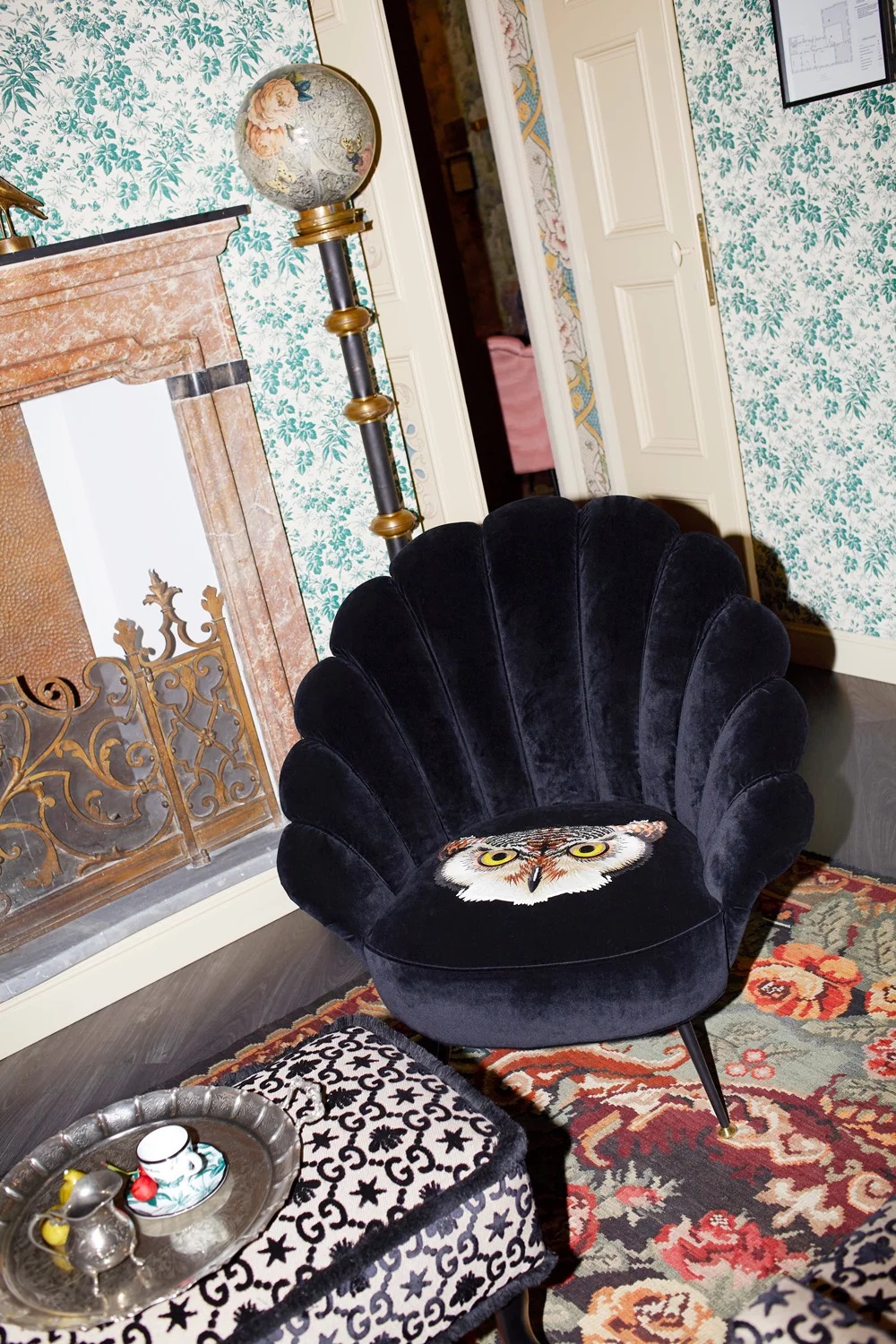 gucci_pop_up_decor_store_milan_design_week_designboom_15